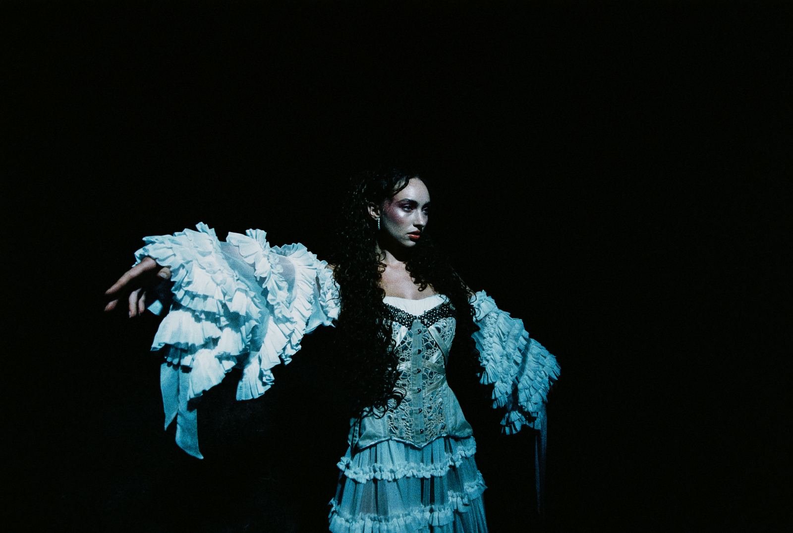 Aura — Unit Stills