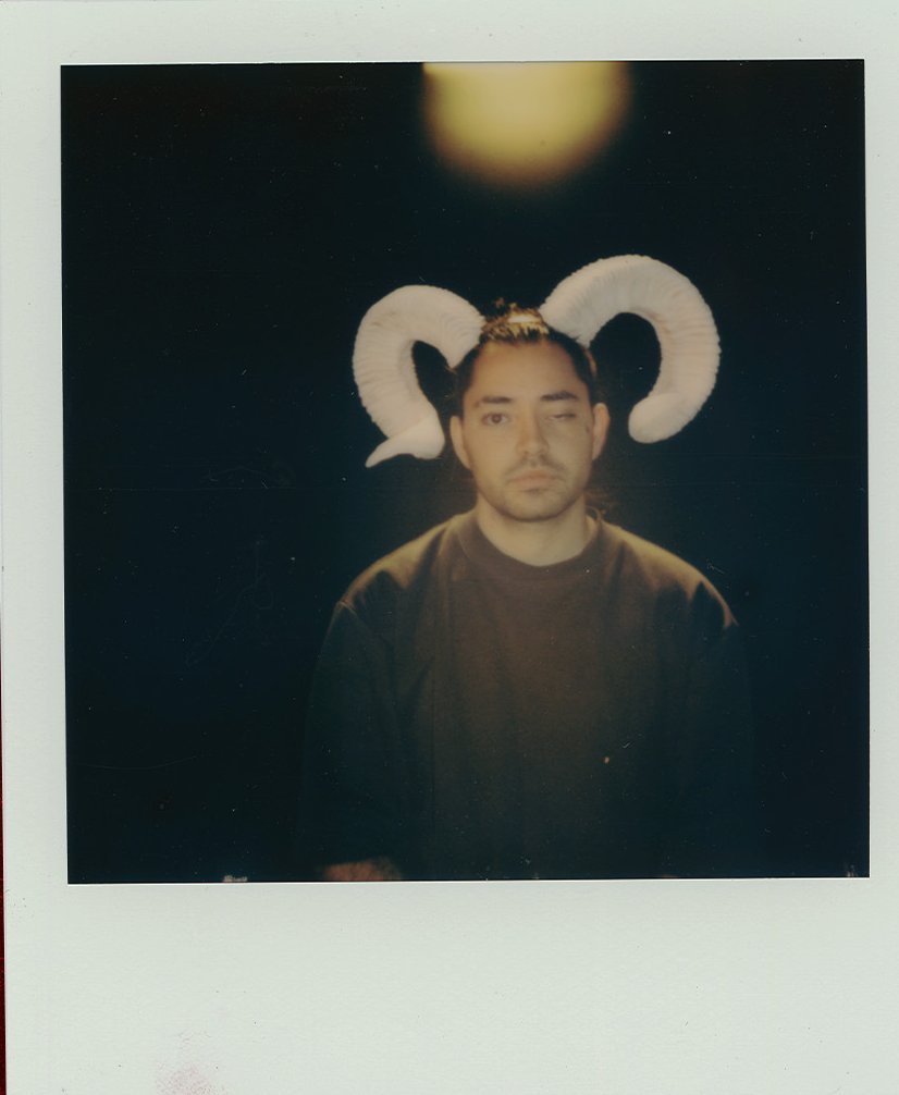 Pol Vendrell, retrato en polaroid